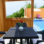 빌라 Uezuemlue 1 Bedroom Secluded With Private Pool *