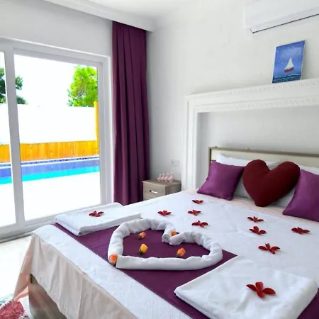 Villa Uezuemlue 1 Bedroom Secluded With Private Pool
