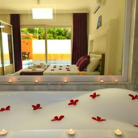 Uezuemlue 1 Bedroom Secluded With Private Pool *