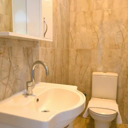 Villa Uezuemlue 1 Bedroom Secluded With Private Pool