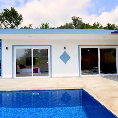 Uezuemlue 1 Bedroom Secluded With Private Pool Villa Kalkan
