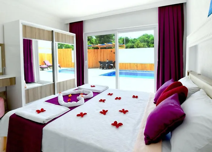 Uezuemlue 1 Bedroom Secluded With Private Pool *