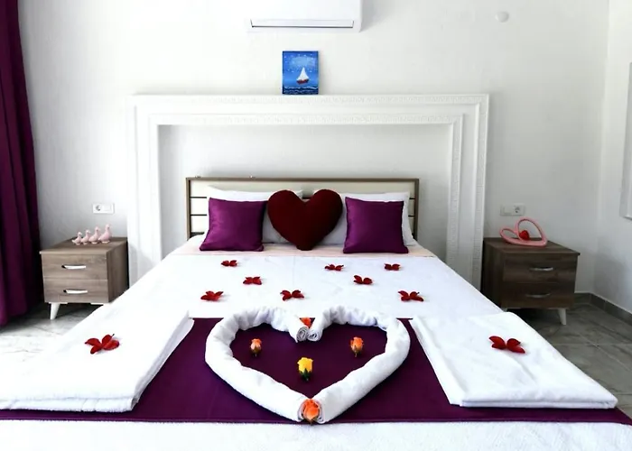 Uezuemlue 1 Bedroom Secluded With Private Pool Kalkan